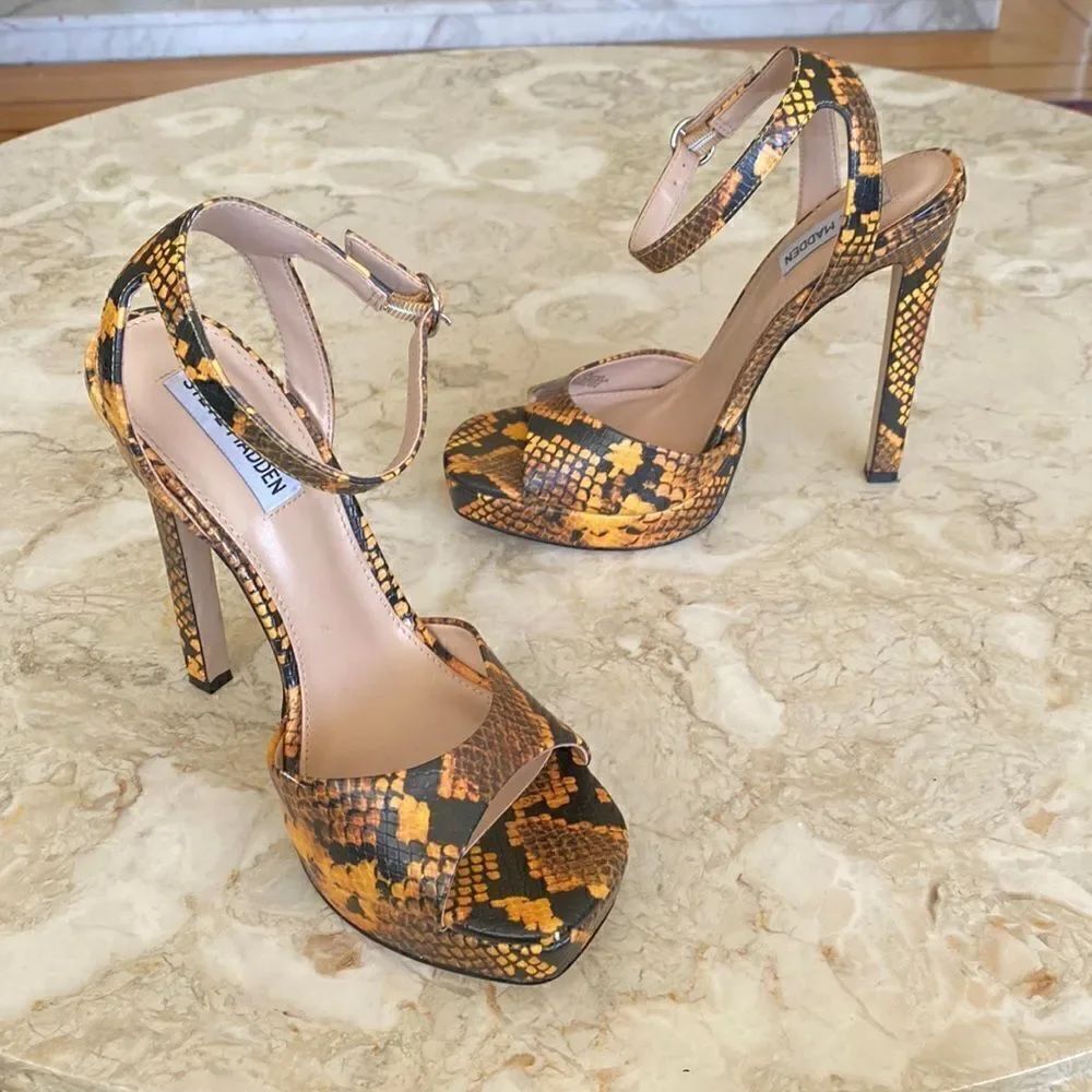 Steve Madden Snakeskin Platform Ankle Strap Heels - As New
